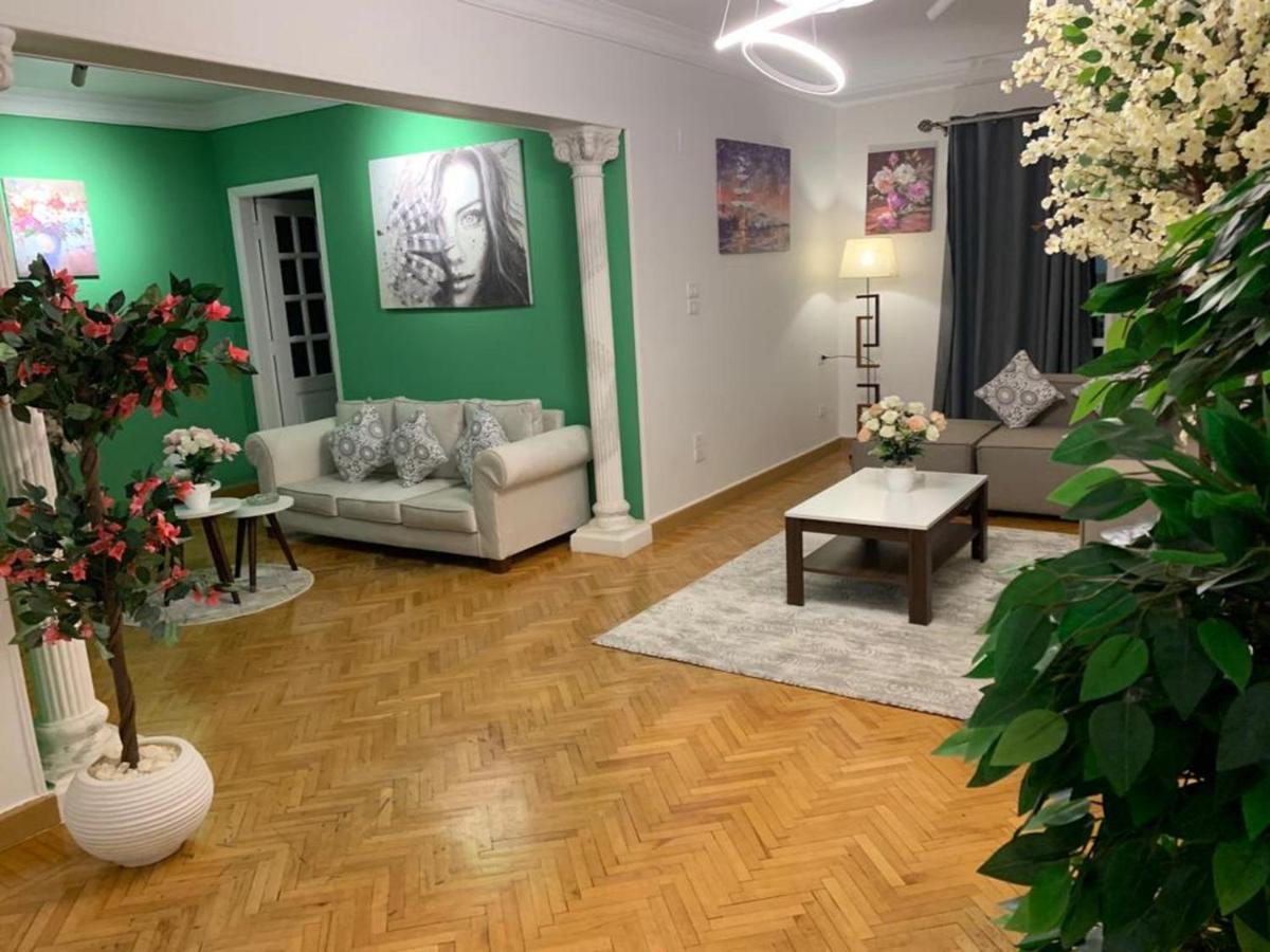 Elegant Apartment - image 3