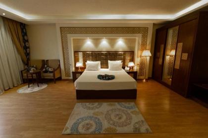 Nile Transport Hotel - image 11