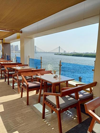 Nile Transport Hotel - image 20