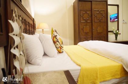 The location Hotel - image 10