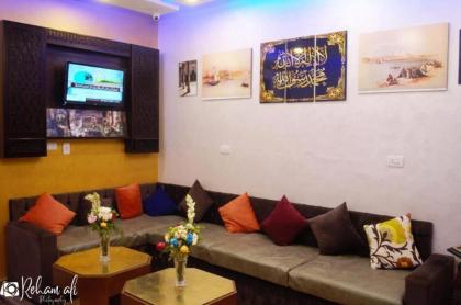 The location Hotel - image 4