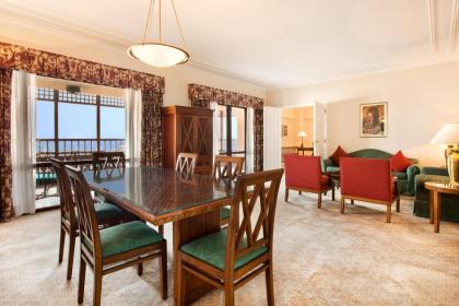 Cairo World Trade Center Hotel & Residences - image 3