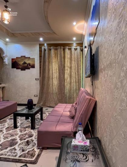 Ramses Pyramids View Apartment - image 11