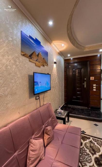 Ramses Pyramids View Apartment - image 20