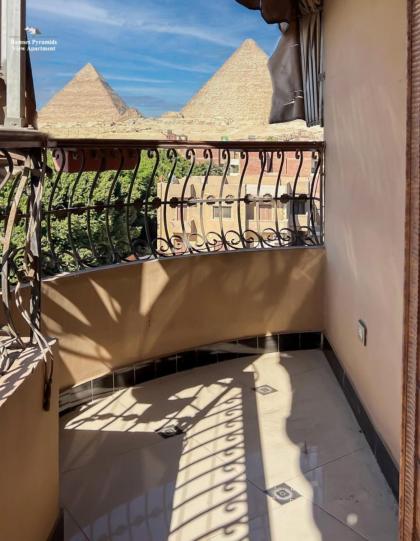 Ramses Pyramids View Apartment - image 9