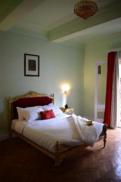 El Otel - image 2