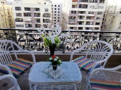 Luxury apartments for rent  - image 2