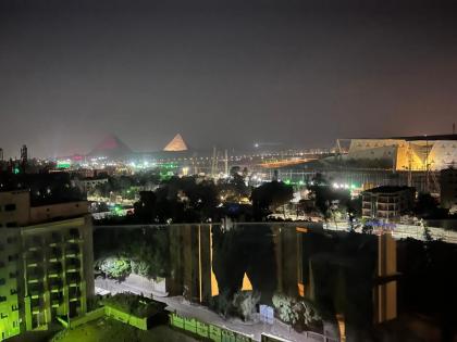 Grand Museum Guest House pyramids view - image 11
