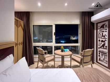 Grand Museum Guest House pyramids view - image 12