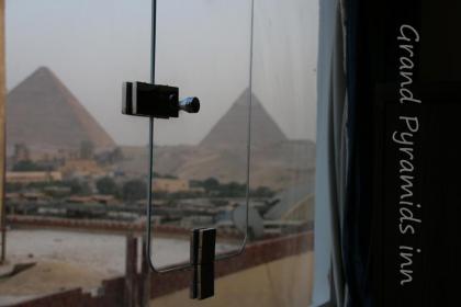 Grand Pyramids inn - image 13