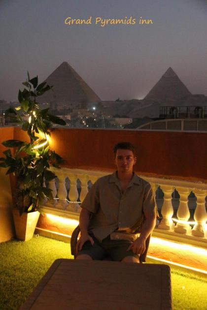 Grand Pyramids inn - image 19