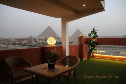 Grand Pyramids inn - image 5