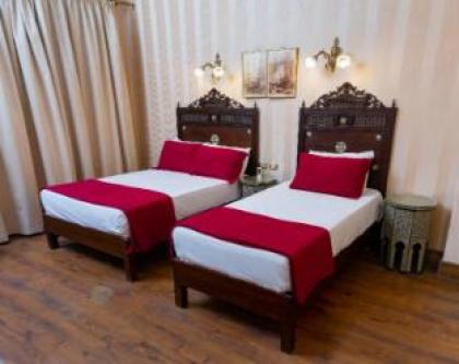 Arabesque Deluxe Apartment   Cairo Down Town - image 19