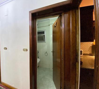 شقة بإطلالة جانبية على النيل - image 26