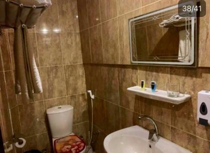 Golden Pyramids view guest house - image 12
