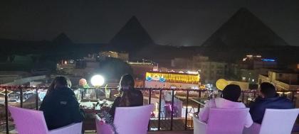 Golden Pyramids view guest house - image 29