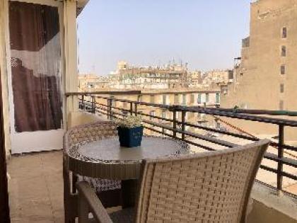 Joyful Apartment & Fabulous balcony downtown Cairo - image 8