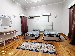 Luxury family friendly villa with private pool - image 2