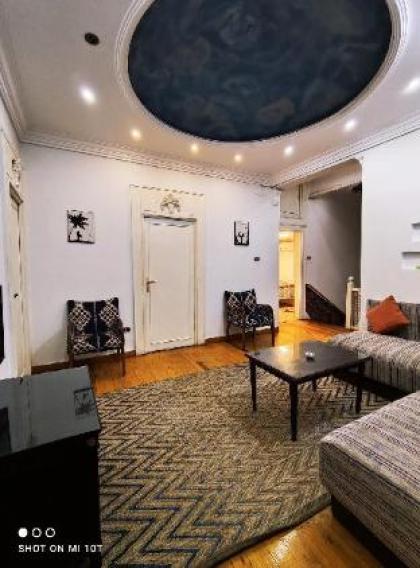 Luxury family friendly villa with private pool - image 4