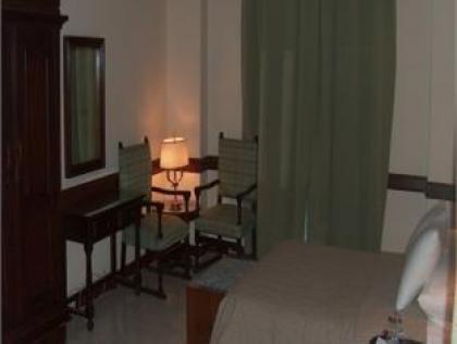 Coral Cosmopolitan Hotel - image 2