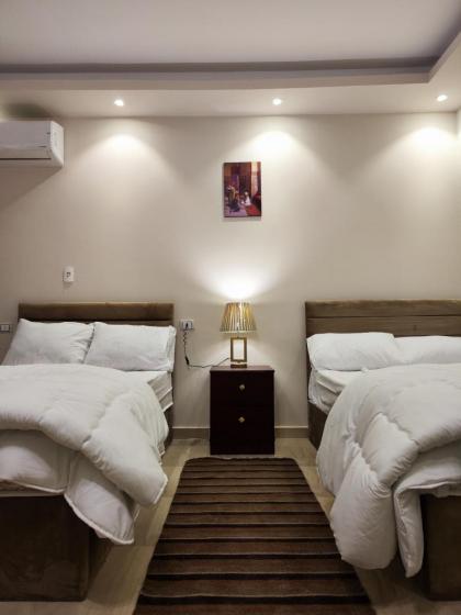 Hur Pyramids Inn - image 16