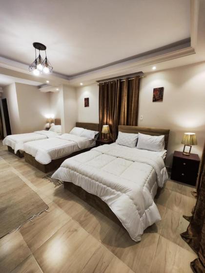 Hur Pyramids Inn - image 17