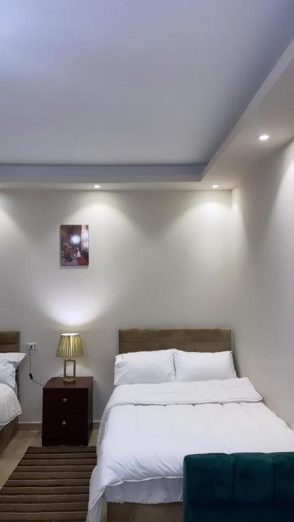 Hur Pyramids Inn - image 25