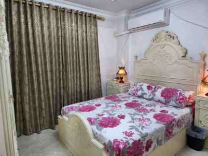 Elegant apartment in sheraton El Matar - image 4