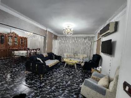 Unique Apartment in Sheraton Heliopolis - image 9