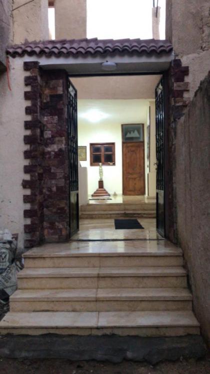 Pyramids Lounge Guest House - image 10
