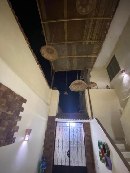 Pyramids Lounge Guest House - image 19