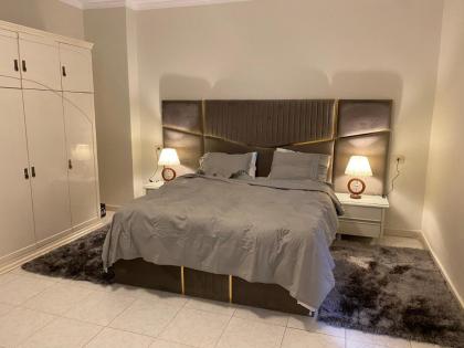 Nile View 2-Bed Apartment in Zamalek Cairo - image 18