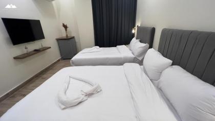 Sofia Pyramids Hotel - image 7