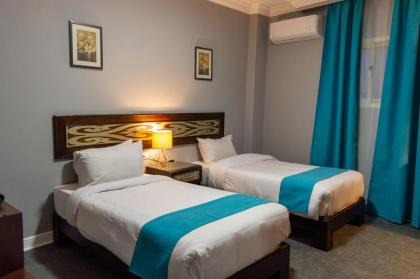 Pyramids Gate Hotel - image 10