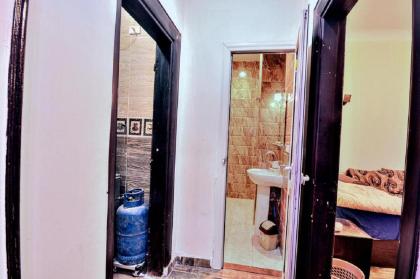 Appartment down town - image 8
