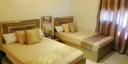 King Tut Pyramids View Apartment - image 6