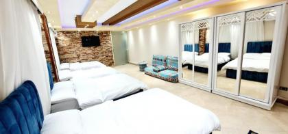 Villa 53 Luxury Suites - غرف فندقية - image 8