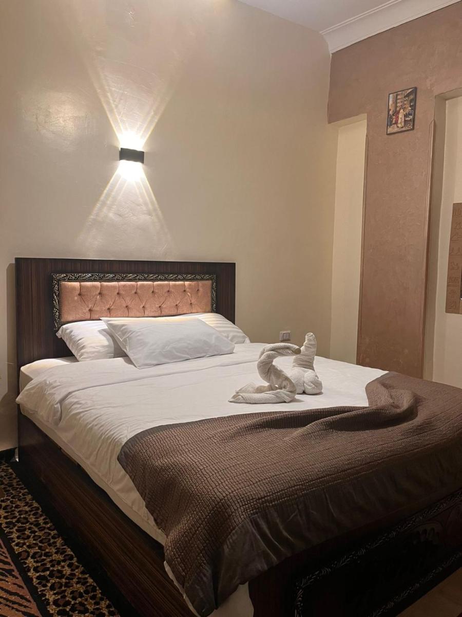 Sol pyramids Inn - image 6