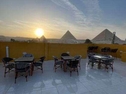 Pyramids Plateau View - image 17