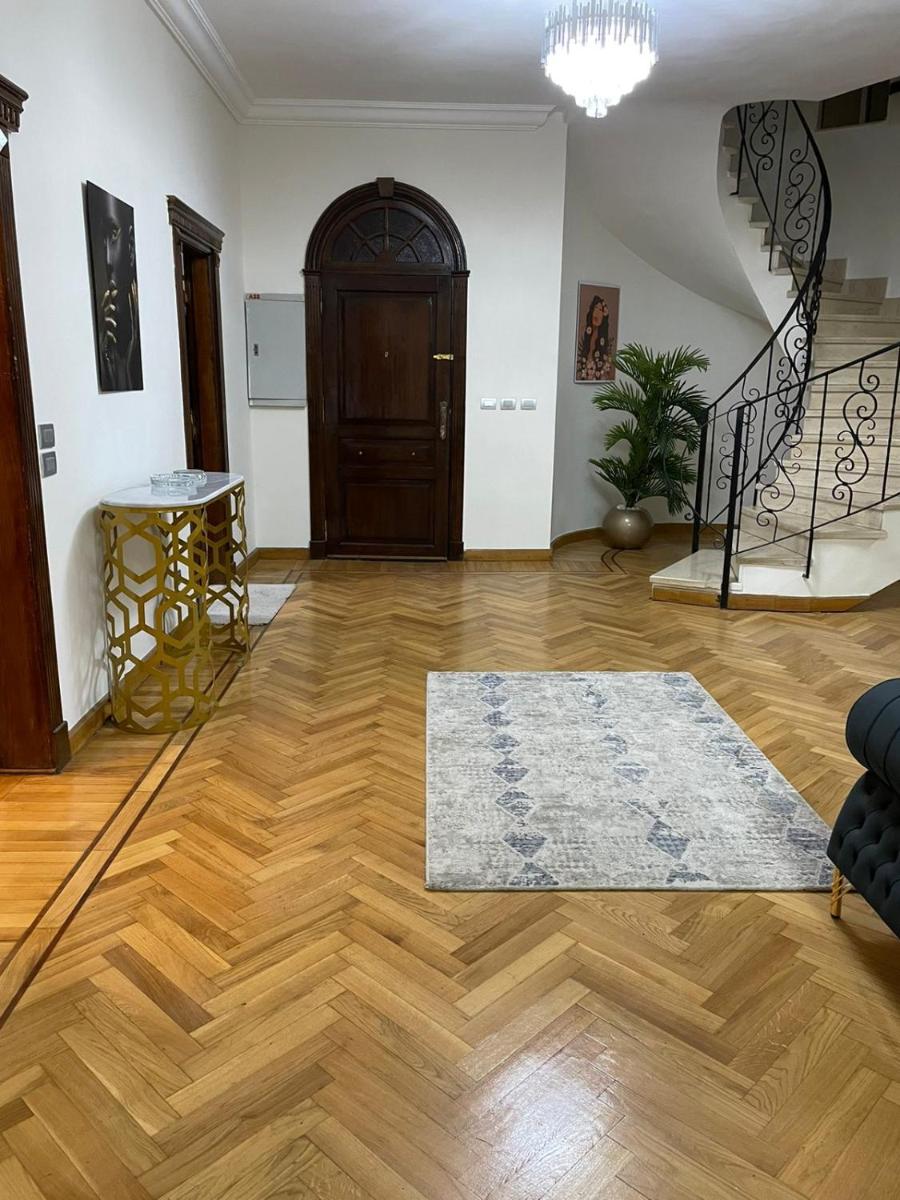 Beverly hills villa with garden - main image