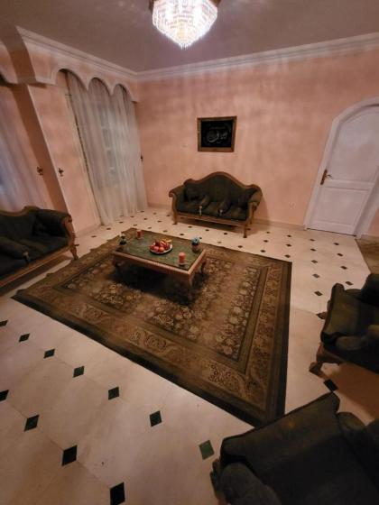 HK Pyramids Guest House - image 7