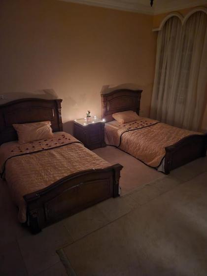 HK Pyramids Guest House - image 9