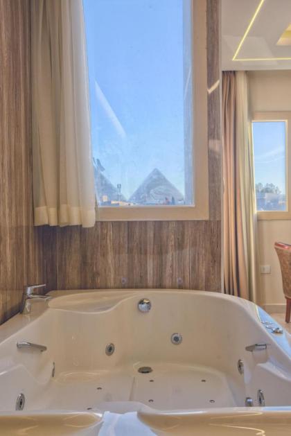 The Muse Pyramids Inn Hotel - image 25