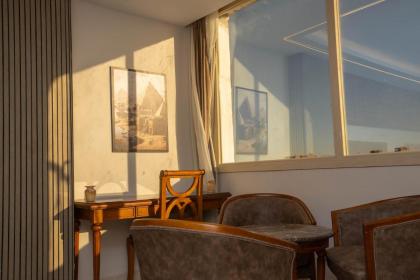The Muse Pyramids Inn Hotel - image 9