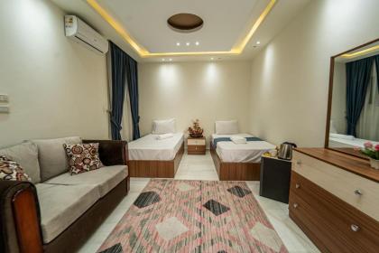 Gardenia Apartment Pyramids View - image 13