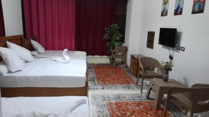 ALShawarbi Plaza Hotel - image 18