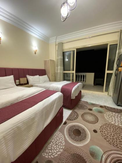 Pyramita Hotel - image 23