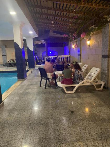 Pyramita Hotel - image 25