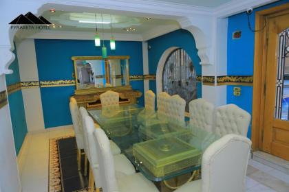 Pyramita Hotel - image 3