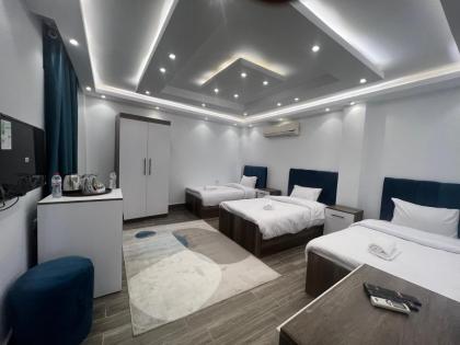 Premier Pyramids inn - image 3
